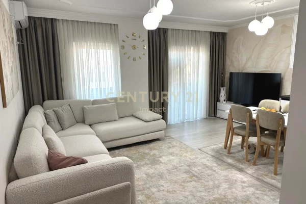 Shtepi ne shitje 2+1 ne Tirane - 250,000 Euro