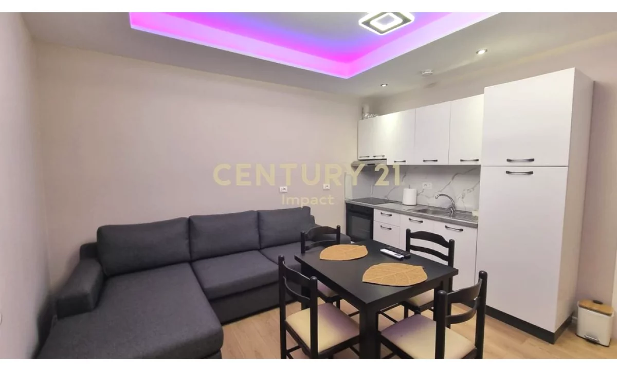 Shtepi ne shitje Apartament ne Tirane, 2+1, Mobilimi Pjeserisht e mobiluar, Pagesa 187,500  Euro.