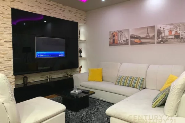 Apartament 1+1 per qira!