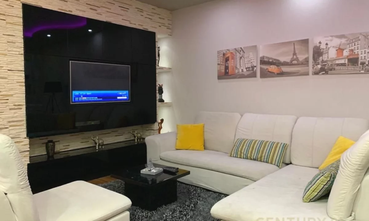 Shtepi me qera Apartament ne Tirane, 1+1, Mobilimi Pjeserisht e mobiluar, Pagesa 650  Euro.