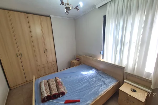 Shtepi me qera Apartament ne Tirane, 1+1, Mobilimi E mobiluar, Pagesa 450  Euro.