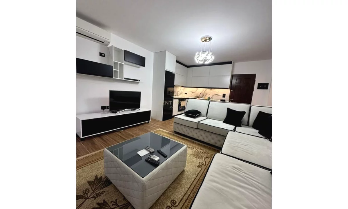 Shtepi ne shitje Apartament ne Sarande, 1+1, Mobilimi Pjeserisht e mobiluar, Pagesa 100,000  Euro.