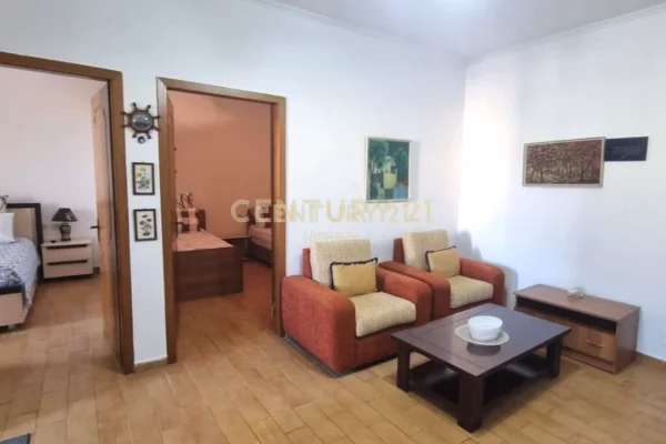 Shtepi me qera 2+1 ne Tirane - 600 Euro