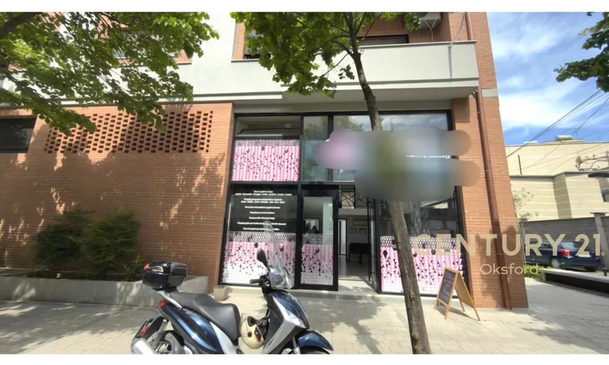 SHITET AMBJENT COMERCIAL/ LOFT NE KATIN 0 TE RRUGA BARDHYL