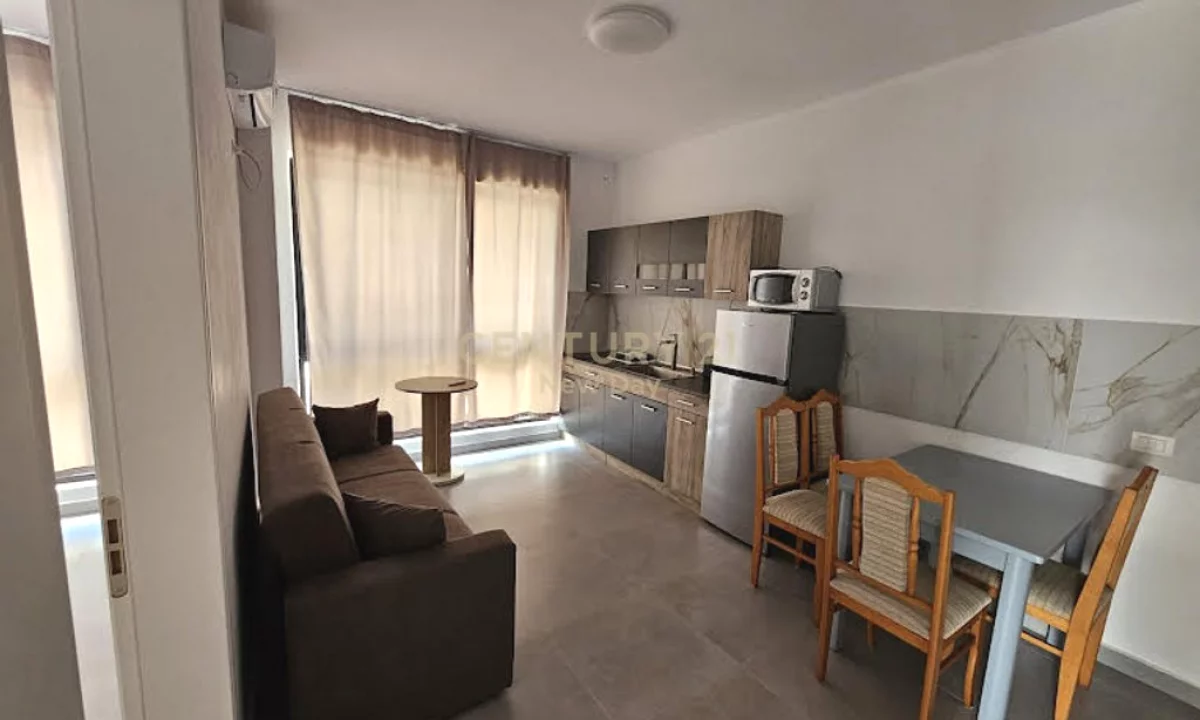 Shtepi ne shitje Apartament ne Durres, 1+1, Mobilimi E mobiluar, Pagesa 82,000  Euro.