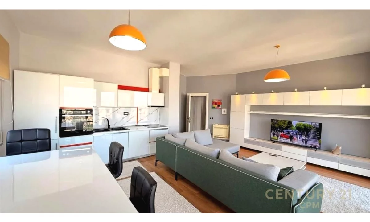 Shtepi ne shitje Apartament ne Tirane, 2+1, Mobilimi Bosh, pa mobiluar, Pagesa 230,000  Euro.