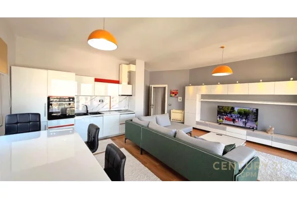 Shtepi ne shitje 2+1 ne Tirane - 230,000 Euro