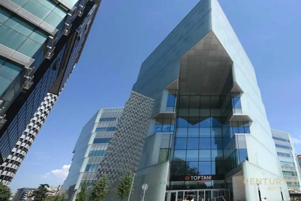Ambient biznesi ne shitje 3+1 ne Tirane - 1,100 Euro