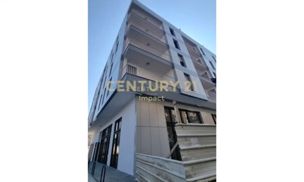 Shtepi ne shitje Apartament ne Tirane, 1+1, Mobilimi Bosh, pa mobiluar, Pagesa 88,000  Euro.