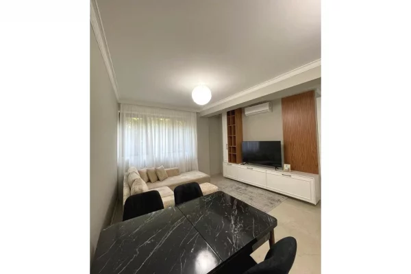 Shtepi me qera 1+1 ne Tirane - 550 Euro