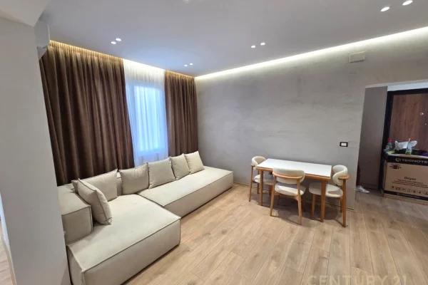 Jepet 2+1 Me Qira në Rruga Barrikadave, Tiranë - 890€ | 53 m²