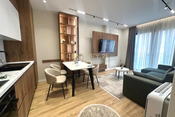 Shtepi me qera 2+1 ne Tirane - 800 Euro