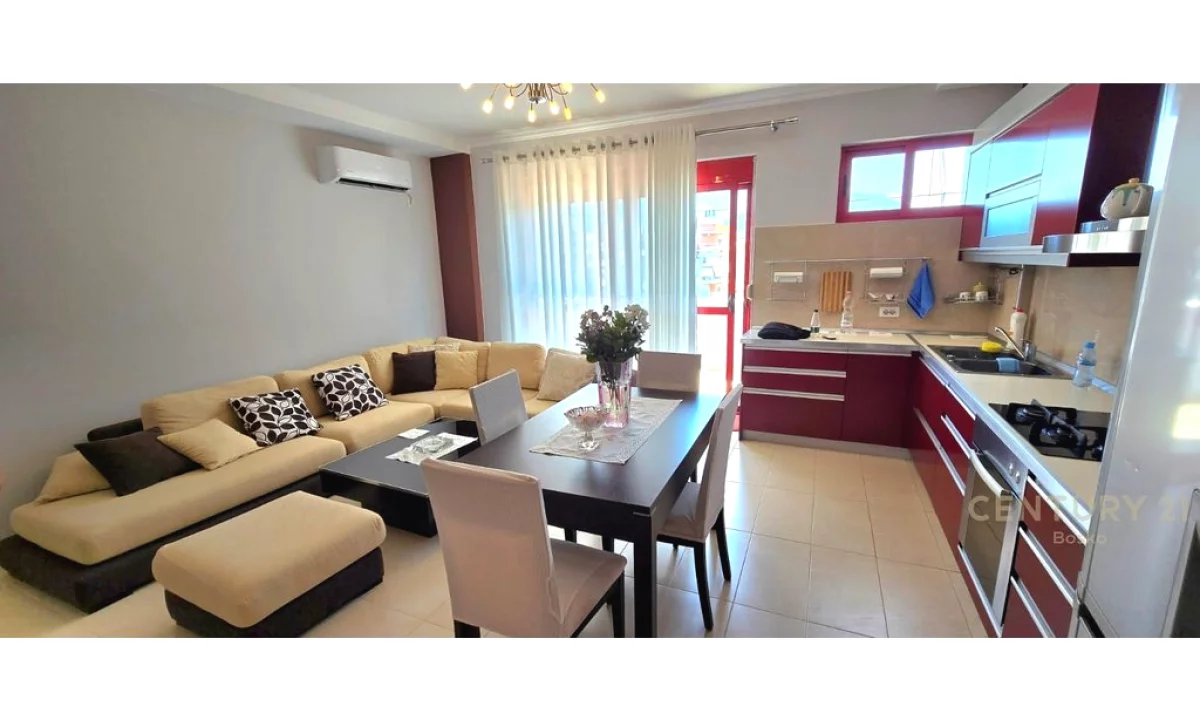 Shtepi ne shitje Apartament ne Tirane, 2+1, Mobilimi E mobiluar, Pagesa 222,000  Euro.