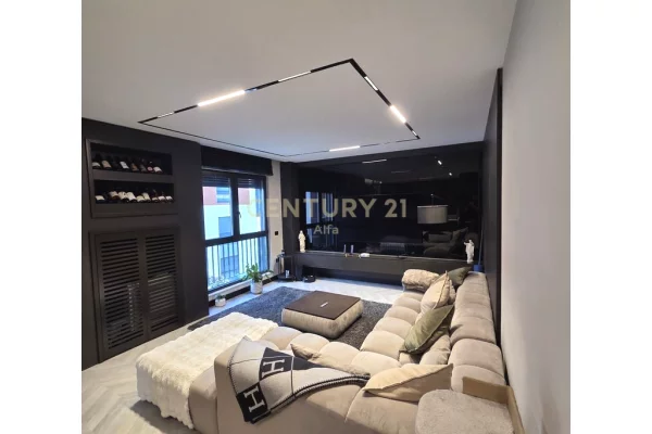 Shitet apartament luksoz 2+1+ 2 poste parkimi te perfshire te Liqeni i Thatë