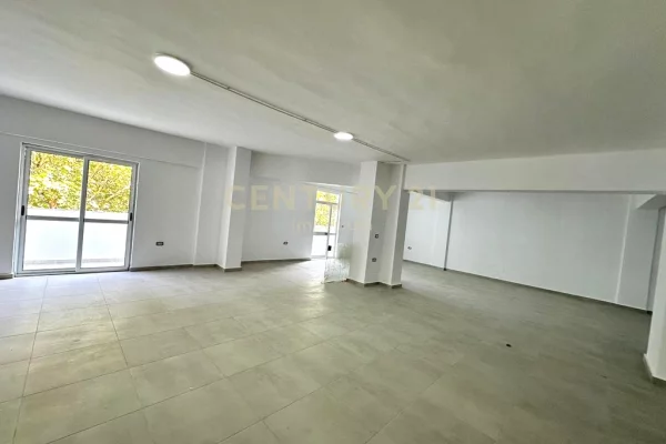 Ambient biznesi me qera 1+1 ne Tirane - 7,000 Euro