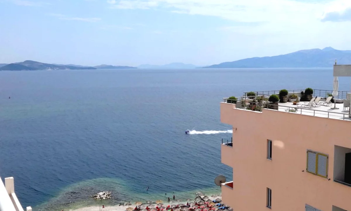 Shtepi ne shitje Duplex(shtepi me 2 kate) ne Sarande, 3+1, Mobilimi Pjeserisht e mobiluar, Pagesa 330,000  Euro.