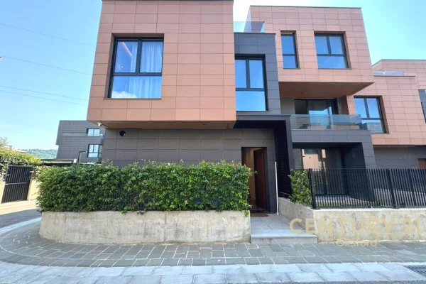 Shtepi me qera 3+1 ne Tirane - 5,000 Euro