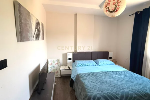 Shtepi ne shitje Apartament ne Durres, 1+1, Mobilimi Pjeserisht e mobiluar, Pagesa 70,000  Euro.