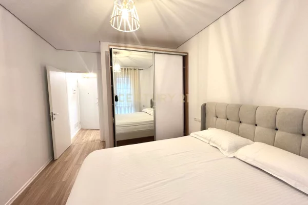 Shtepi ne shitje Apartament ne Durres, 1+1, Mobilimi Pjeserisht e mobiluar, Pagesa 225,000  Euro.