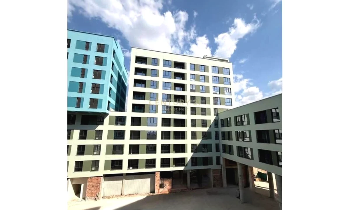 Shtepi ne shitje Apartament ne Tirane, 1+1, Mobilimi Bosh, pa mobiluar, Pagesa 110,000  Euro.