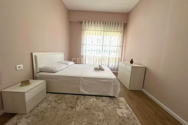 Shtepi me qera Apartament ne Tirane, 1+1, Mobilimi E mobiluar, Pagesa 450  Euro.