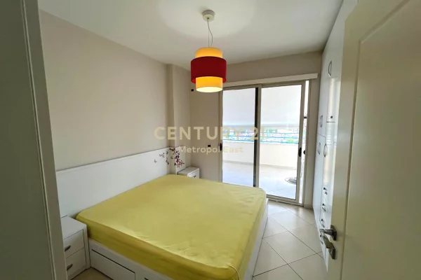 Shtepi me qera Apartament ne Tirane, 1+1, Mobilimi Pjeserisht e mobiluar, Pagesa 1,000  Euro.