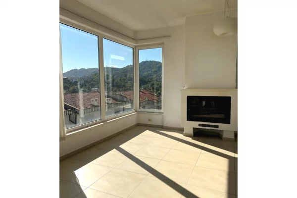 Shtepi ne shitje 5+1 ne Tirane - 1,100,000 Euro