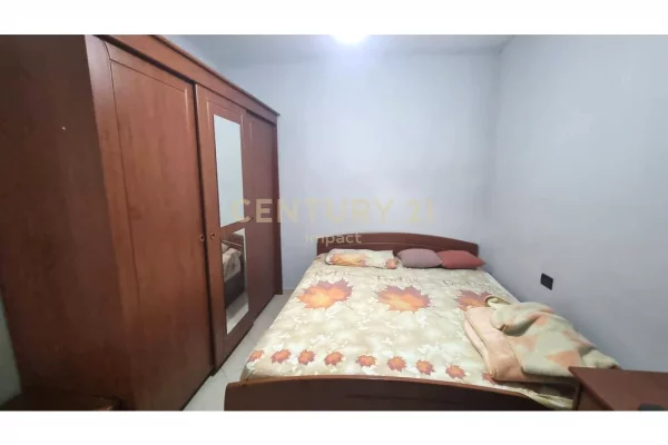 Shtepi ne shitje Apartament ne Tirane, 1+1, Mobilimi E mobiluar, Pagesa 116,000  Euro.