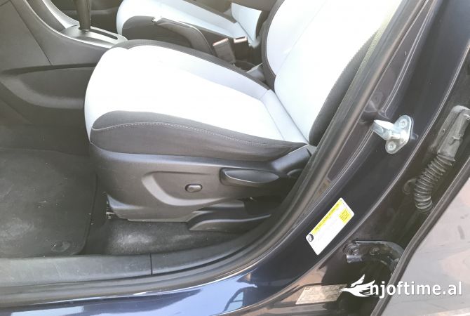 Makina ne shitje ne Tirane, Chevrolet, 2018 gasoline-gas,Kambio Automatik Pagesa 11,500  Euro.