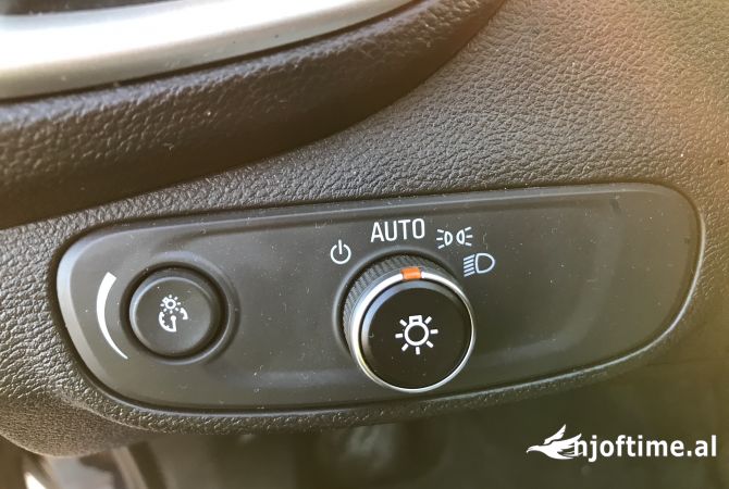 Makina ne shitje ne Tirane, Chevrolet, 2018 gasoline-gas,Kambio Automatik Pagesa 11,500  Euro.