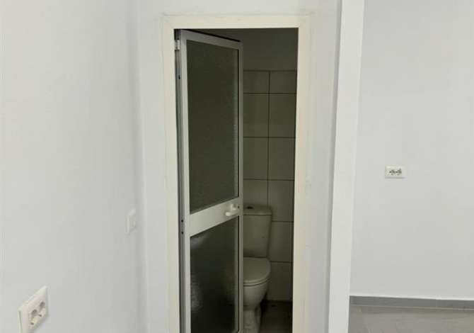 Ambient biznesi me qera 1+1 ne Tirane - 450 Euro