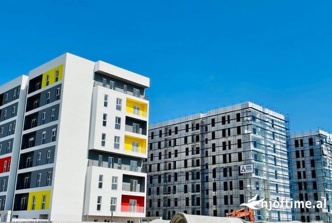 Shtepi ne shitje Apartament ne Tirane, 2+1, Mobilimi Bosh, pa mobiluar, Pagesa 88,000  Euro.