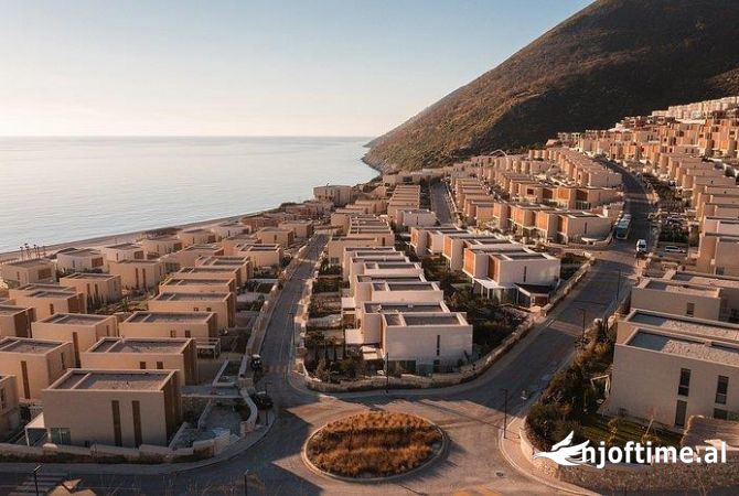 Shtepi ne shitje Apartament ne Himare, 3+1, Mobilimi E mobiluar, Pagesa 1,000,000  Euro.
