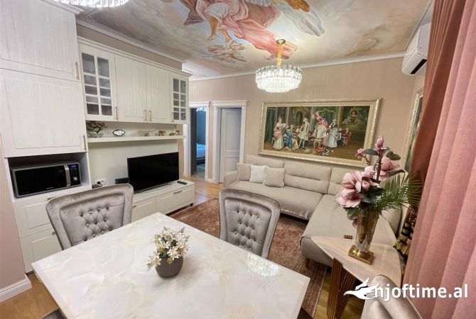 Shtepi me qera Apartament ne Tirane, 2+1, Mobilimi E mobiluar, Pagesa 1,300  Euro.