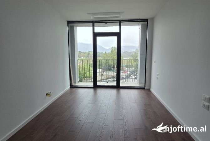 🛎️AMBIENT BIZNESI 92 m2 PER QERA TE LAKE VIEW LIQENI 🛎️