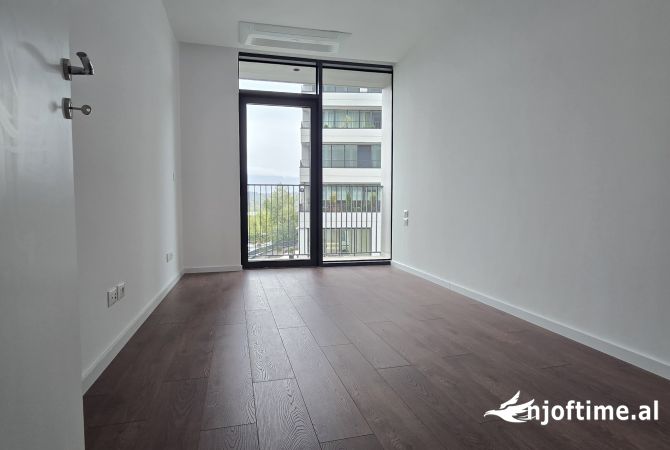 AMBIENT BIZNESI PER QERA TE LAKE VIEW LIQENI 