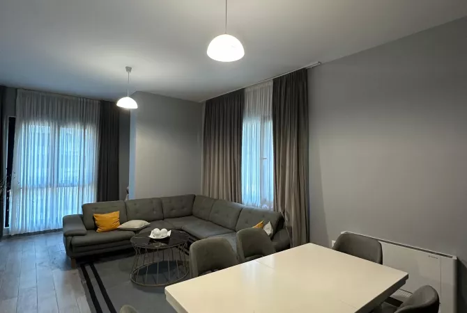 SQUARE 21 - APARTAMENT 3+1+2+ POST PARKIMI PER QRA TE RRUGA E KAVAJES