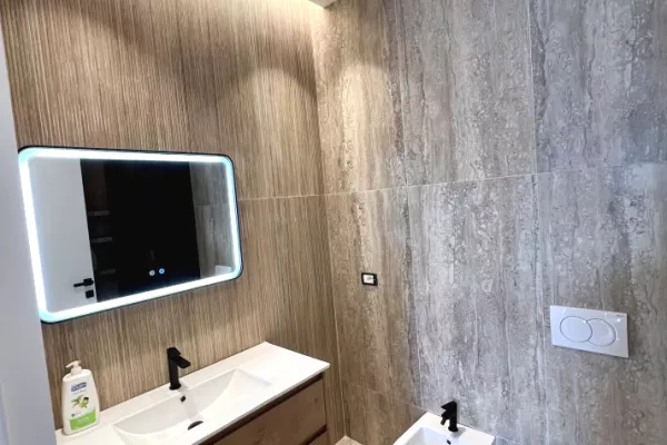 Shtepi me qera Apartament ne Tirane, 2+1, Mobilimi E mobiluar, Pagesa 1,100  Euro.