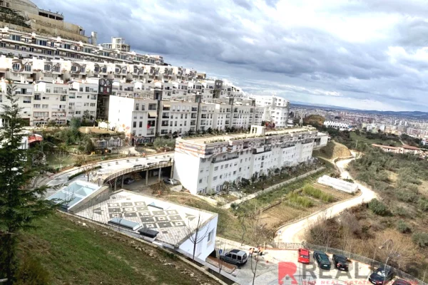 OKAZION KODRA E DIELLIT 2-APARTAMENT 2+1 NE SHITJE 