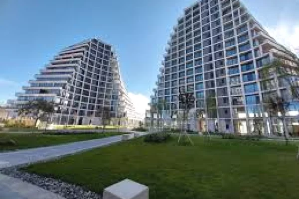 Appartamento in vendita a Tirana 2+1, Vuoto