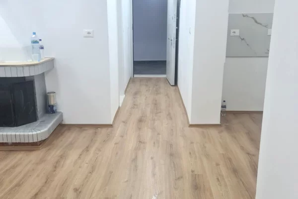 Appartamento in vendita a Tirana 2+1, Vuoto