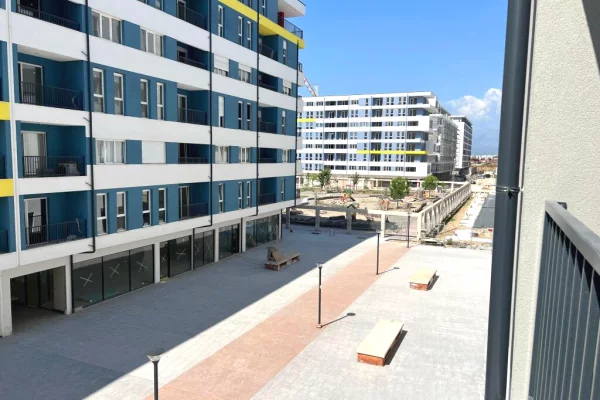 Shtepi ne shitje Apartament ne Tirane, 1+1, Mobilimi Bosh, pa mobiluar, Pagesa 63,500  Euro.