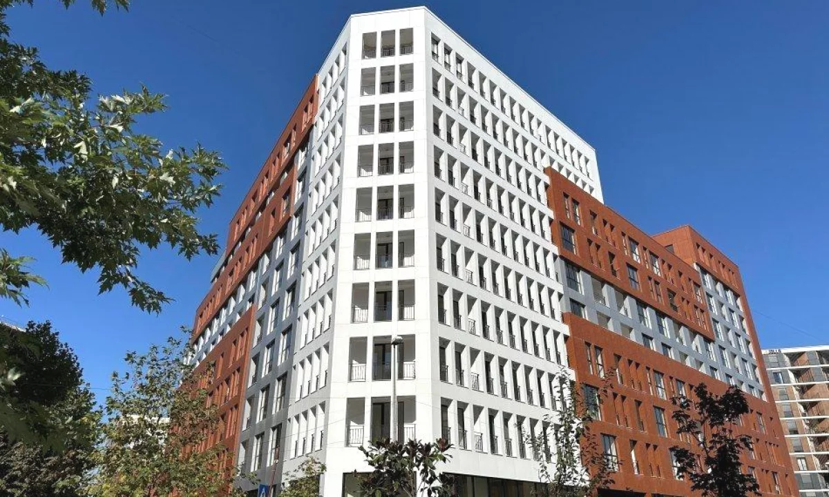 Appartamento in vendita a Tirana 3+1, Vuoto