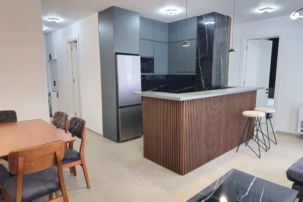 APARTAMENT 2+1 PER QERA TE LIQENI I THATE 