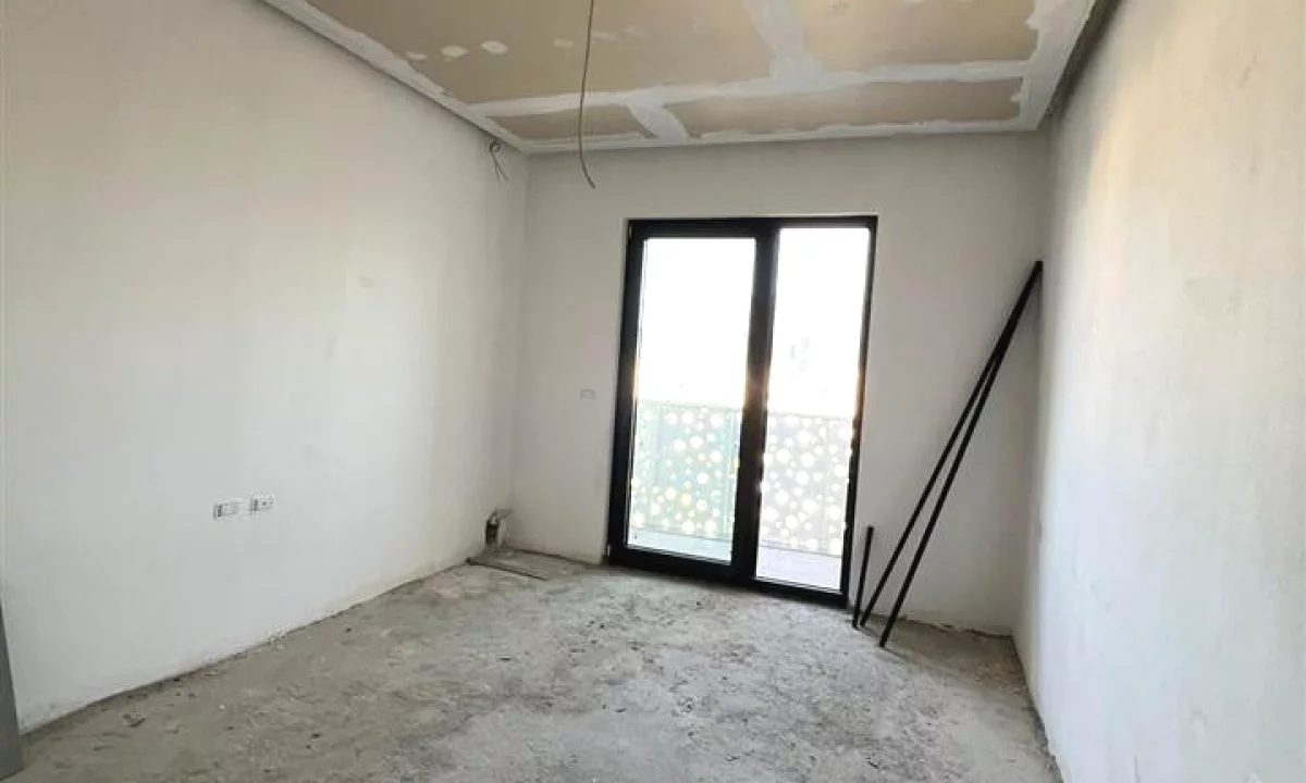 Appartamento in vendita a Tirana 1+1, Vuoto