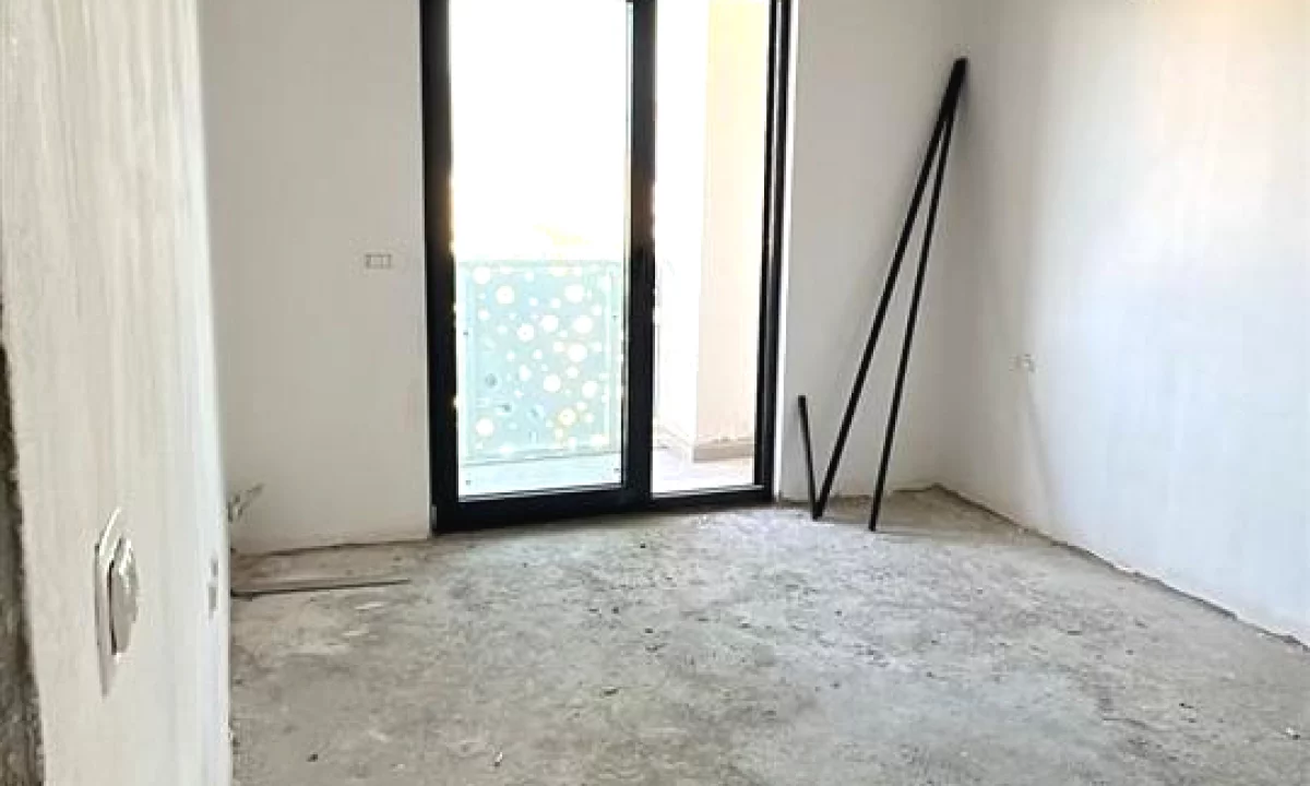 Appartamento in vendita a Tirana 1+1, Vuoto