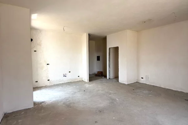 Shtepi ne shitje Apartament ne Tirane, 2+1, Mobilimi Bosh, pa mobiluar, Pagesa 2,880,160  Euro.