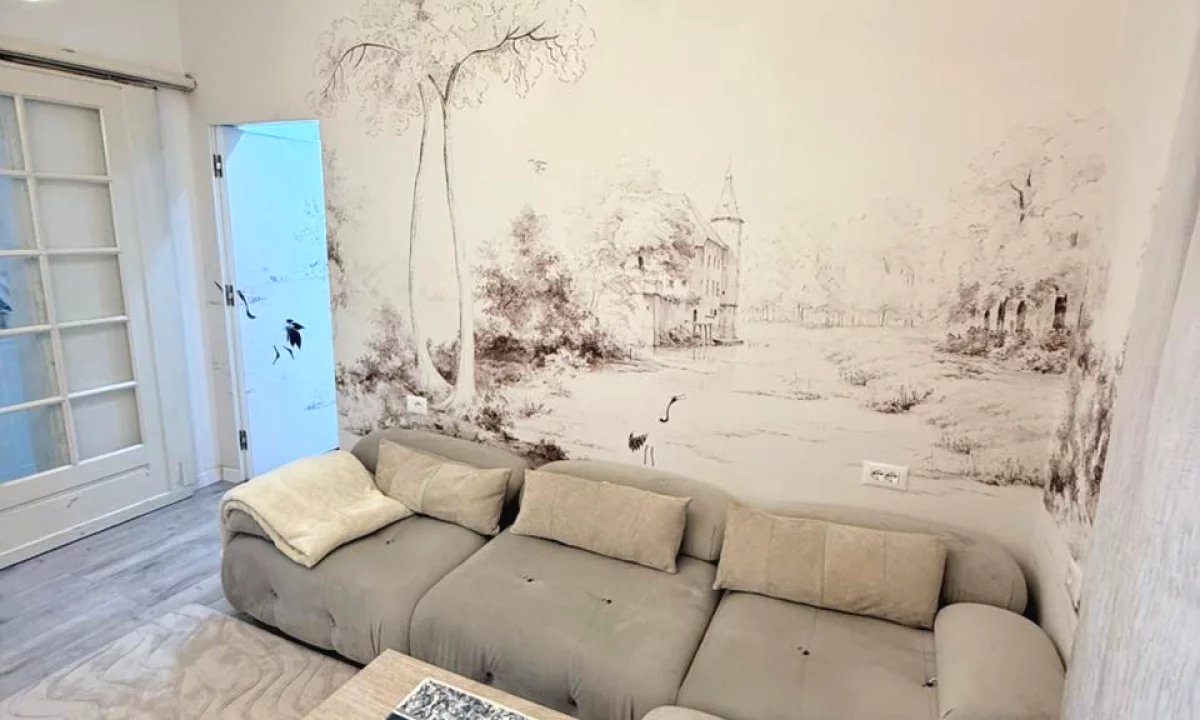 Shtepi ne shitje Apartament ne Tirane, 2+1, Mobilimi E mobiluar, Pagesa 250,000  Euro.