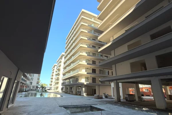 Shtepi ne shitje Apartament ne Lezhe, 2+1, Mobilimi Bosh, pa mobiluar, Pagesa 119,889  Euro.