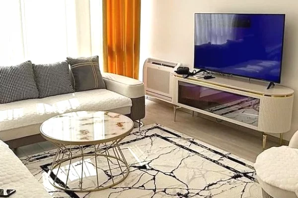 Shtepi me qera Apartament ne Tirane, 2+1, Mobilimi E mobiluar, Pagesa 62,000  Leke.